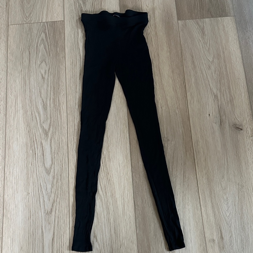 Naked Wardrobe Ribbed Leggings